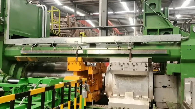 مكبس بثق ألومنيوم ذو شوط قصير 3600T