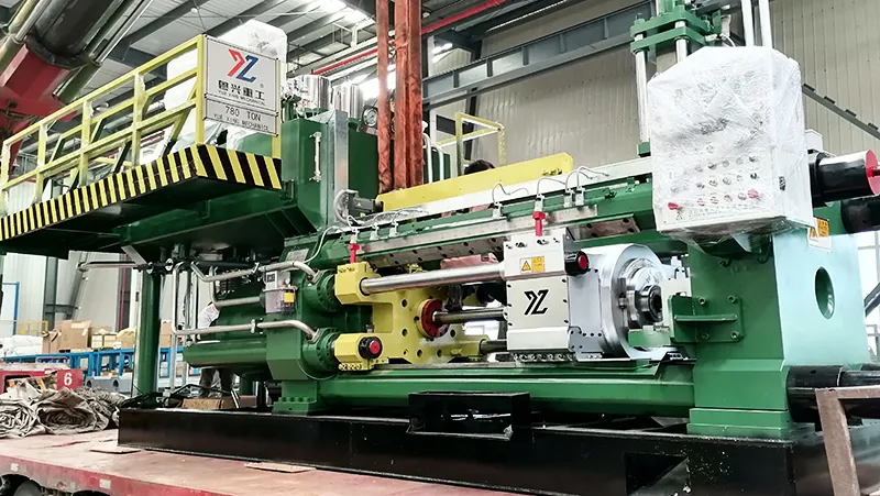 مكبس بثق ألومنيوم ذو شوط طويل (780-1100T)